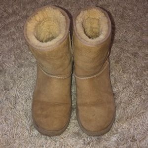 Sand Classic Short ll UGG Boot